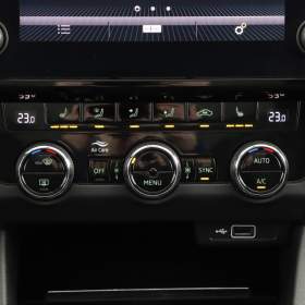 Foto inzerátu Skoda Octavia 1.5 TSI