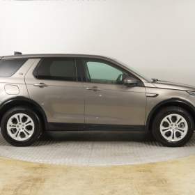 Foto inzerátu Land Rover Discovery Sport D165