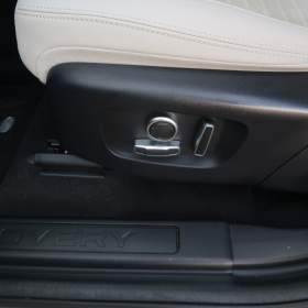Foto inzerátu Land Rover Discovery Sport D165