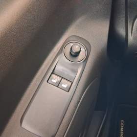 Foto inzerátu Opel Combo Electric 50kWh