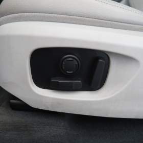 Foto inzerátu Land Rover Discovery Sport TD4