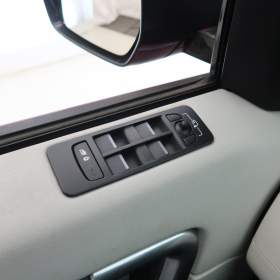 Foto inzerátu Land Rover Discovery Sport TD4