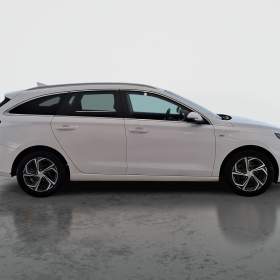 Foto inzerátu Hyundai i30 1.5 T-GDI MHEV