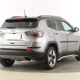 Foto inzerátu Jeep Compass 1.4 MultiAir