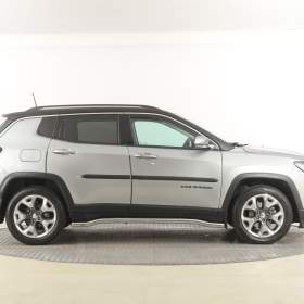 Foto inzerátu Jeep Compass 1.4 MultiAir