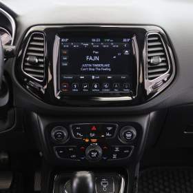 Foto inzerátu Jeep Compass 1.4 MultiAir
