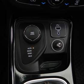 Foto inzerátu Jeep Compass 1.4 MultiAir