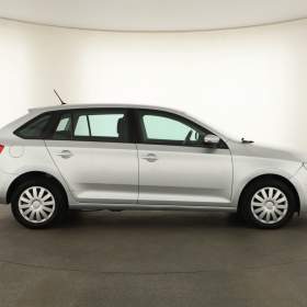 Foto inzerátu Skoda Rapid 1.2 TSI