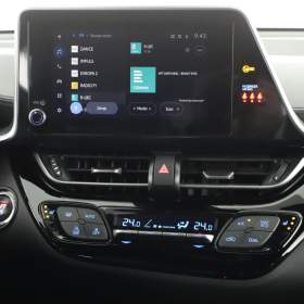 Foto inzerátu Toyota C-HR 2.0 Hybrid