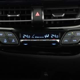 Foto inzerátu Toyota C-HR 2.0 Hybrid