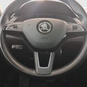 Foto inzerátu Skoda Superb 2.0 TDI