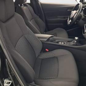 Foto inzerátu Toyota C-HR 1.8 Hybrid