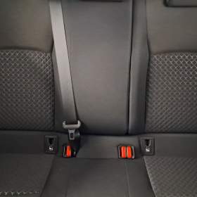 Foto inzerátu Toyota C-HR 1.8 Hybrid