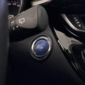 Foto inzerátu Toyota C-HR 1.8 Hybrid