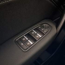 Foto inzerátu Renault Captur 1.3 TCe MHEV
