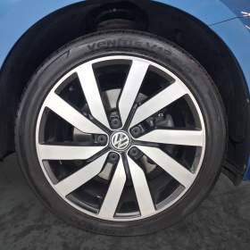 Foto inzerátu VW Touran 1.5 TSI
