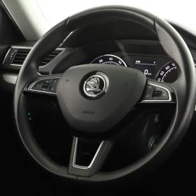 Foto inzerátu Skoda Superb 1.8 TSI