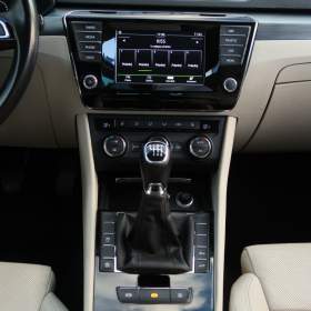 Foto inzerátu Skoda Superb 2.0 TDI