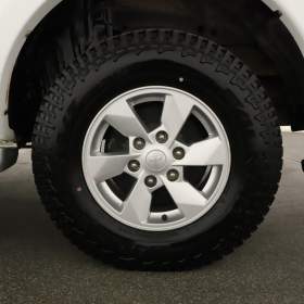 Foto inzerátu Mitsubishi L200 2.4 DI-D