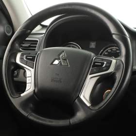 Foto inzerátu Mitsubishi L200 2.4 DI-D