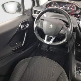 Foto inzerátu Peugeot 208 1.2 PureTech