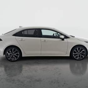 Foto inzerátu Toyota Corolla 1.8 Hybrid