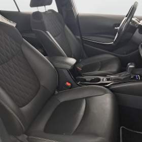 Foto inzerátu Toyota Corolla 1.8 Hybrid