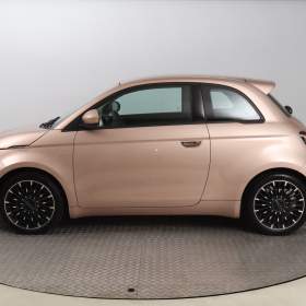 Foto inzerátu Fiat 500e 24 kWh