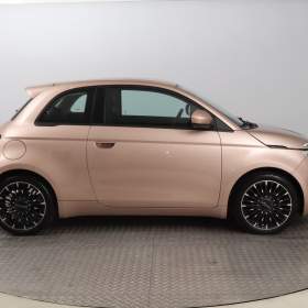 Foto inzerátu Fiat 500e 24 kWh