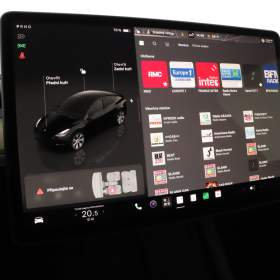 Foto inzerátu Tesla Model Y Long Range AWD 79kWh