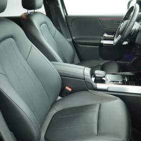 Foto inzerátu Mercedes EQB EQB 250