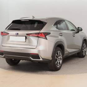 Foto inzerátu Lexus NX 300h