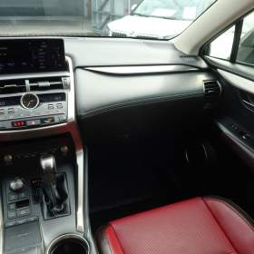 Foto inzerátu Lexus NX 300h