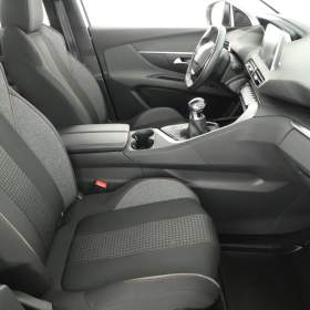 Foto inzerátu Peugeot 3008 1.2 PureTech