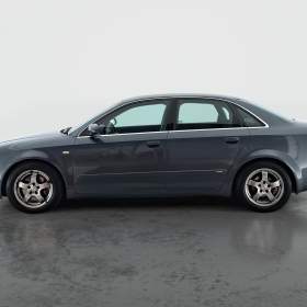 Foto inzerátu Audi A4 2.5 TDI