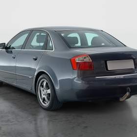 Foto inzerátu Audi A4 2.5 TDI