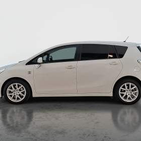 Foto inzerátu Toyota Verso 2.2 D-4D