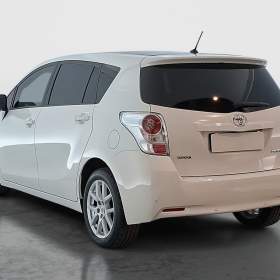 Foto inzerátu Toyota Verso 2.2 D-4D