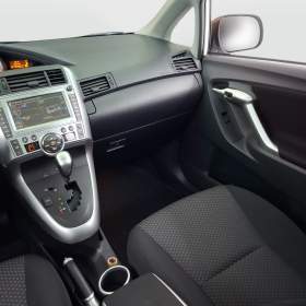 Foto inzerátu Toyota Verso 2.2 D-4D