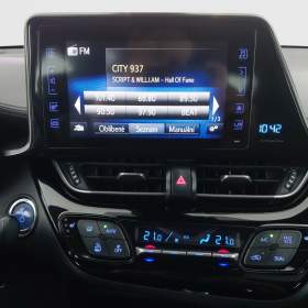Foto inzerátu Toyota C-HR 1.8 Hybrid