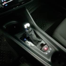 Foto inzerátu Toyota C-HR 1.8 Hybrid