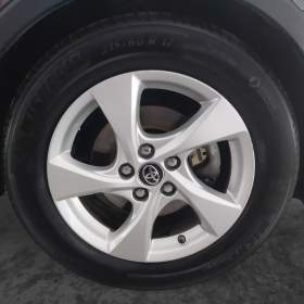 Foto inzerátu Toyota C-HR 1.8 Hybrid