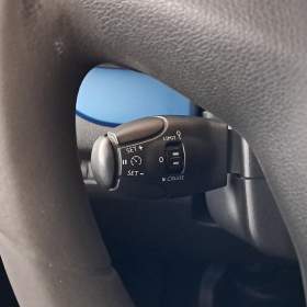 Foto inzerátu Peugeot Traveller 2.0 BlueHDi