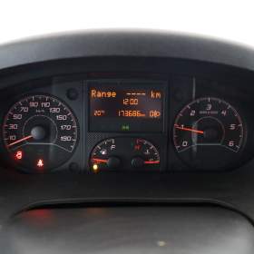 Foto inzerátu Citroen Jumper 2.0 BlueHDi