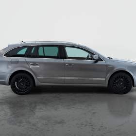 Foto inzerátu Skoda Superb 2.0 TDI