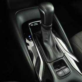 Foto inzerátu Toyota Corolla 1.8 Hybrid