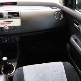 Foto inzerátu Suzuki Swift 1.3