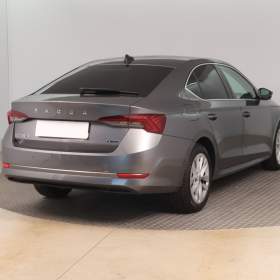 Foto inzerátu Skoda Octavia 1.5 TSI e-tec
