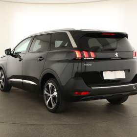 Foto inzerátu Peugeot 5008 1.5 BlueHDi