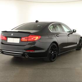 Foto inzerátu BMW 5 530d